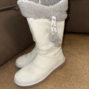 UGG White Ankle Boots with Gray Trim